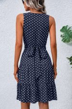 Dots Print V Neck Sleeveless Tie Waist Dress - Image 5