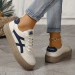 Women's Colorblock Trendy Sneakers, Lace Up Soft Sole Platform Skate Shoes, Low-top Versatile Shoes - Image 4