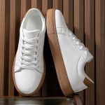 Men's Sneakers, Solid Trendy Comfy Walking Skate Shoes, For Outdoor Walking, All Seasons - Image 3