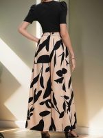 Elegant Two-piece Pantsuits Set, Solid Color Crew Neck T-shirt & Leaf Print Wide Leg Pants Outfits, Women's Clothing - Image 5