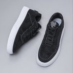 Men's Trendy Solid Colour Low Top Skateboard Shoes, Comfy Non Slip Casual Lace Up Sneakers For Men's Outdoor Activities - Image 9