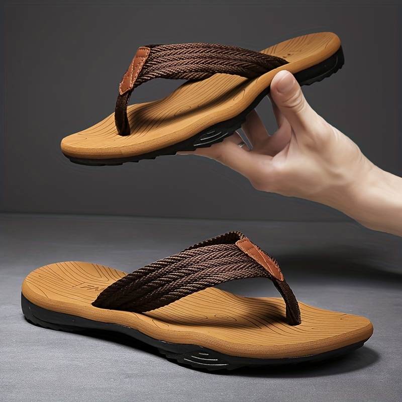 715e44897080c7175352e937be8bae03.jpg Men's Trendy Outdoor Beach Slip On Strap Flip Flops, Casual Outdoor Slippers With Assorted Colors - Image 1