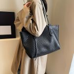 Large Capacity Woven Tote Bag For Women, Fashionable PU Leather Shoulder Bag, Versatile Elegant Commuter Handbag, Perfect For Work And Leisure, Ideal Valentine's Day Gift - Image 9