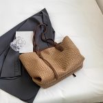 Large Capacity Woven Tote Bag For Women, Fashionable PU Leather Shoulder Bag, Versatile Elegant Commuter Handbag, Perfect For Work And Leisure, Ideal Valentine's Day Gift - Image 3