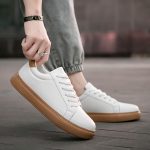 Men's Sneakers, Solid Trendy Comfy Walking Skate Shoes, For Outdoor Walking, All Seasons - Image 5