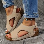 Women's Solid Color Wedge Heeled Sandals, Casual Open Toe Platform Shoes, Comfortable Ankle Strap Sandals - Image 4