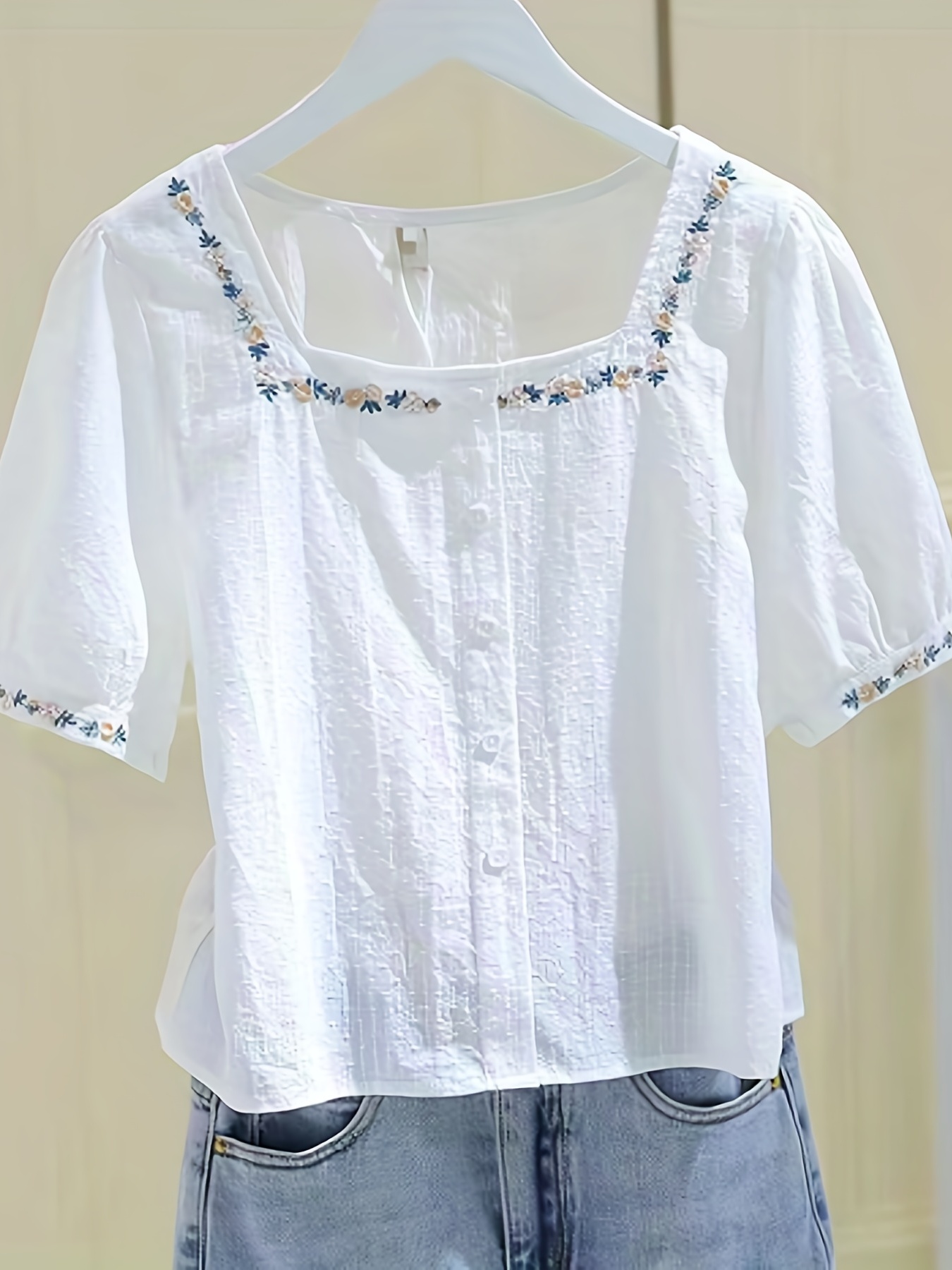 fe44b38f12a70c3f0ebf61987f0cc9cf.jpg Floral Pattern Square Neck Blouse, Elegant Short Sleeve Blouse For Spring & Summer, Women's Clothing - Image 1